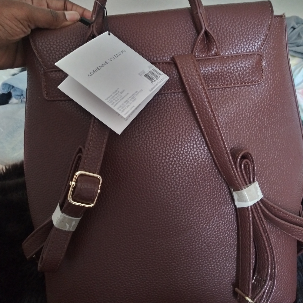 🎒 Backpack - Picture 3 of 8